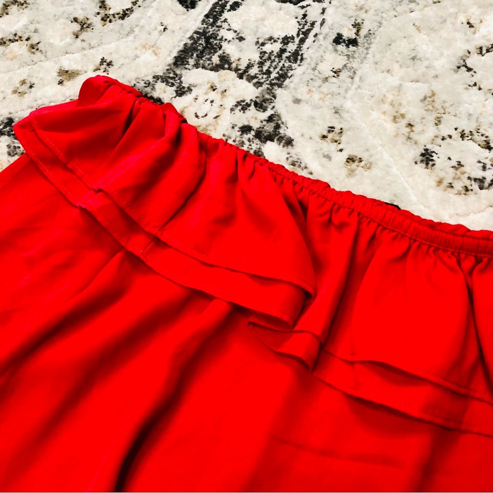 *SOLD* J. Crew Off the Shoulder Ruffle Red Blouse - Picture 6 of 8